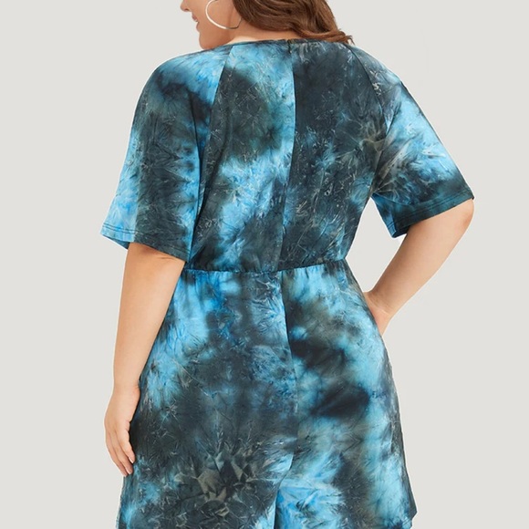 BloomChic Tie-Dye Blue Romper XL us14-16 - Picture 2 of 10